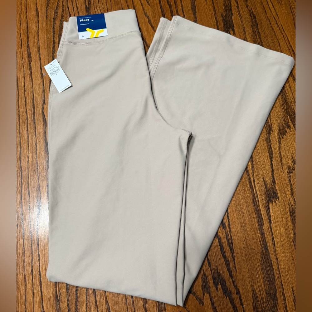Old Navy Powersoft Flare Go-Dry Legging Sz Small Extra High Rise Beige NWT